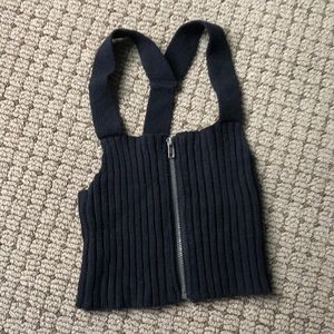 Urban black zip up top